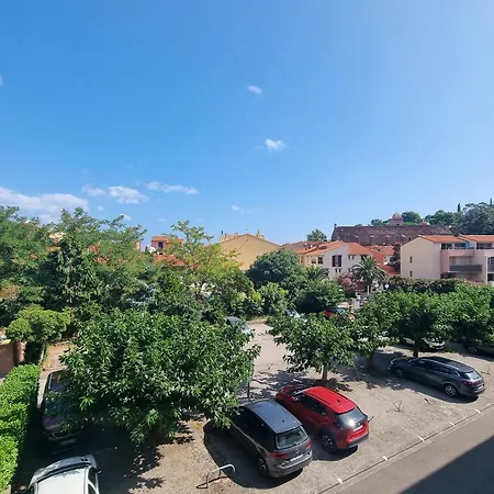 : T2 Avec Terrasse Et Parking, 4 Pers - Fr-1-309-538