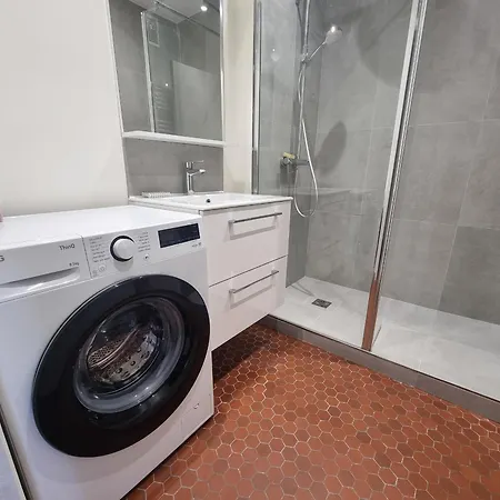 : T2 Avec Terrasse Et Parking, 4 Pers - Fr-1-309-538